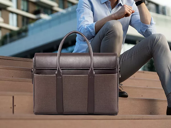 How to choose a laptop bag