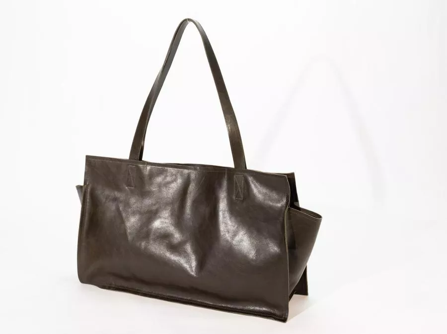 Factory-Direct Vintage Leather Tote Bag: Flip-Top Design with All-Season Versatility & Strict Quality Control
