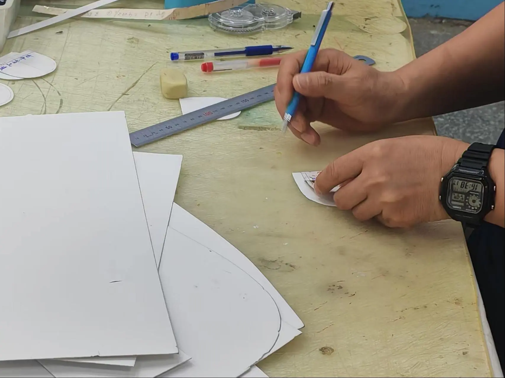 Behind Goderebag Production: From Pattern-making to Leather Cutting
